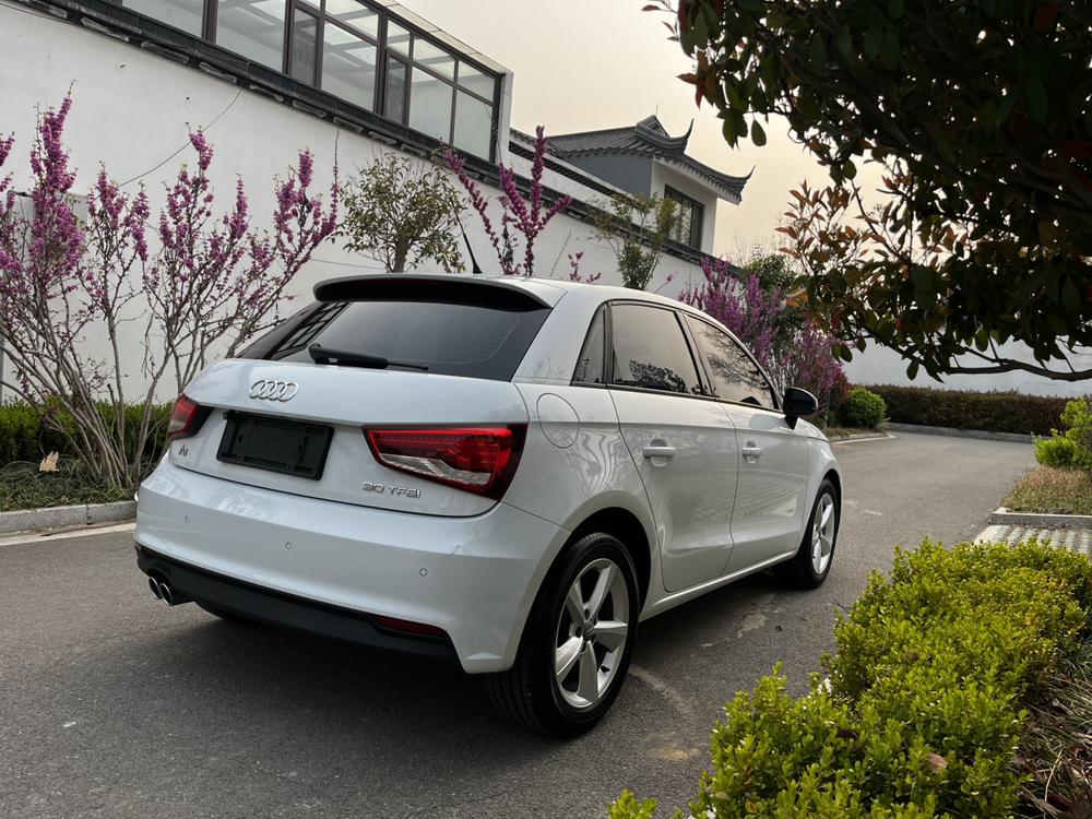 Audi Audi A1