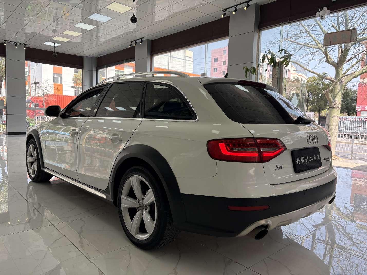 Audi Audi A4 (Import)