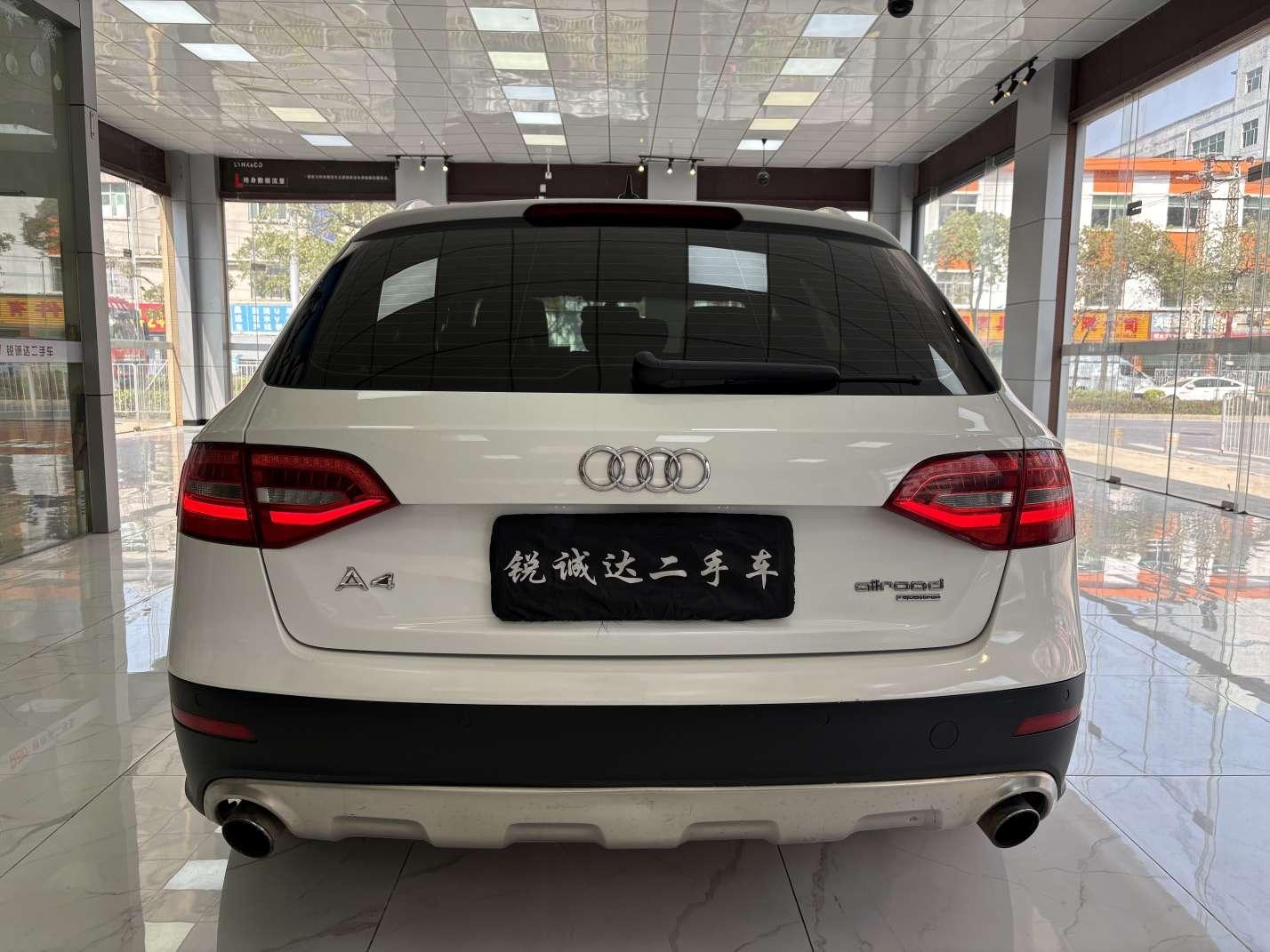 Audi Audi A4 (Import)