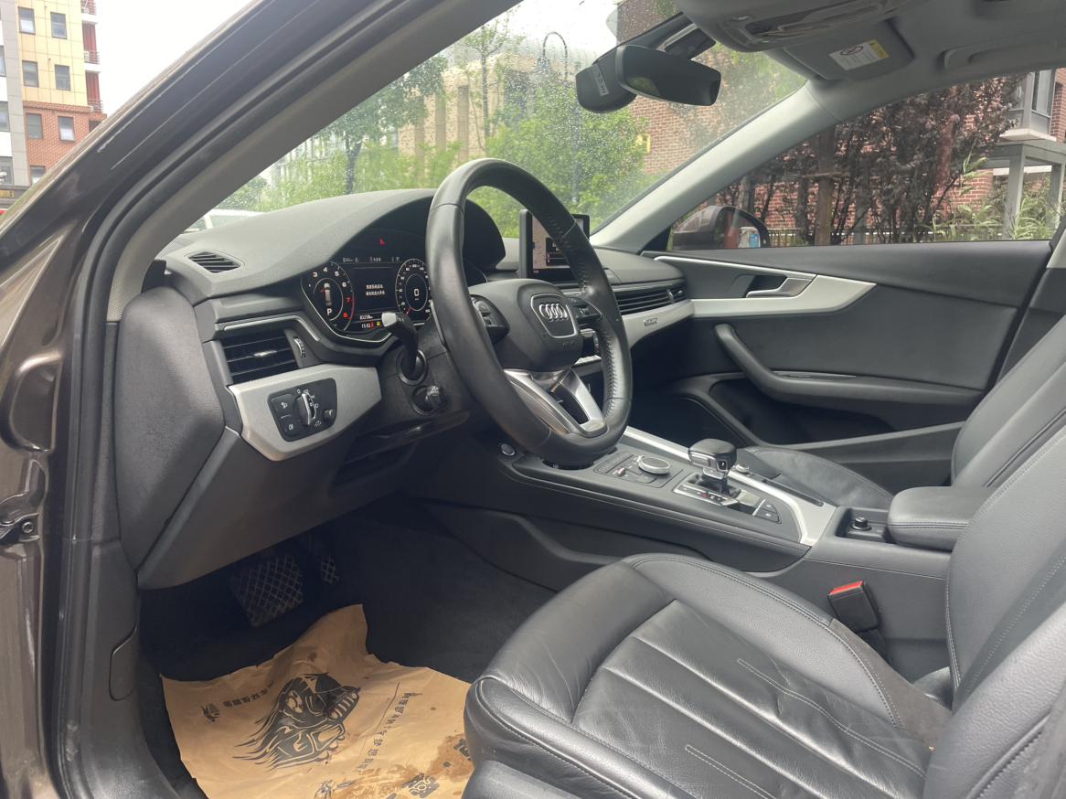Audi Audi A4 (Import)