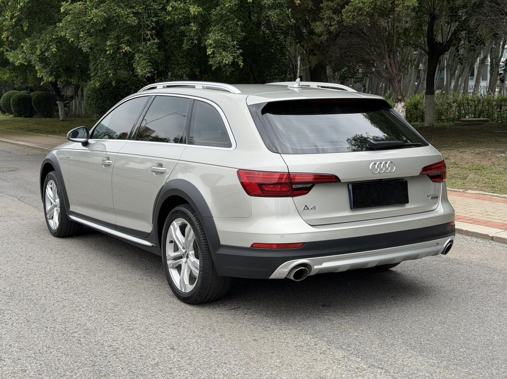 Audi Audi A4 (Import)