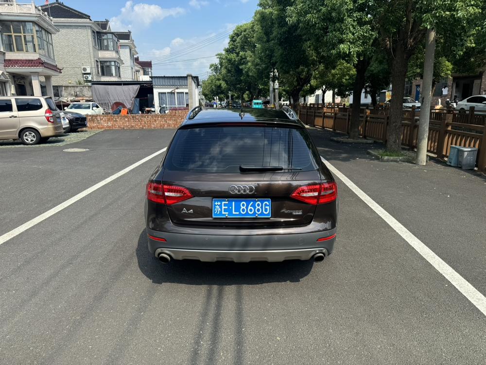 Audi Audi A4 (Import)