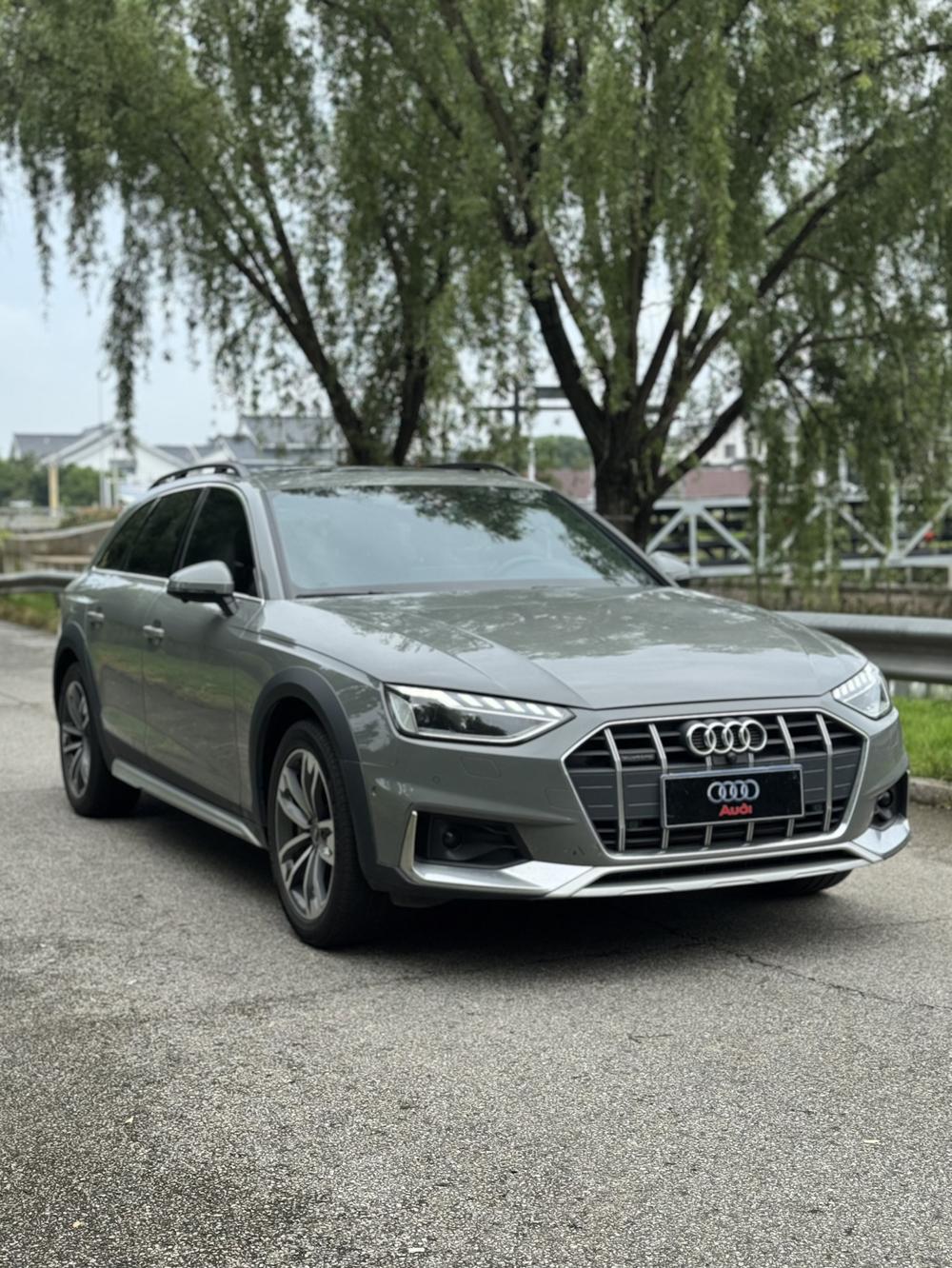 Audi Audi A4 (Import)