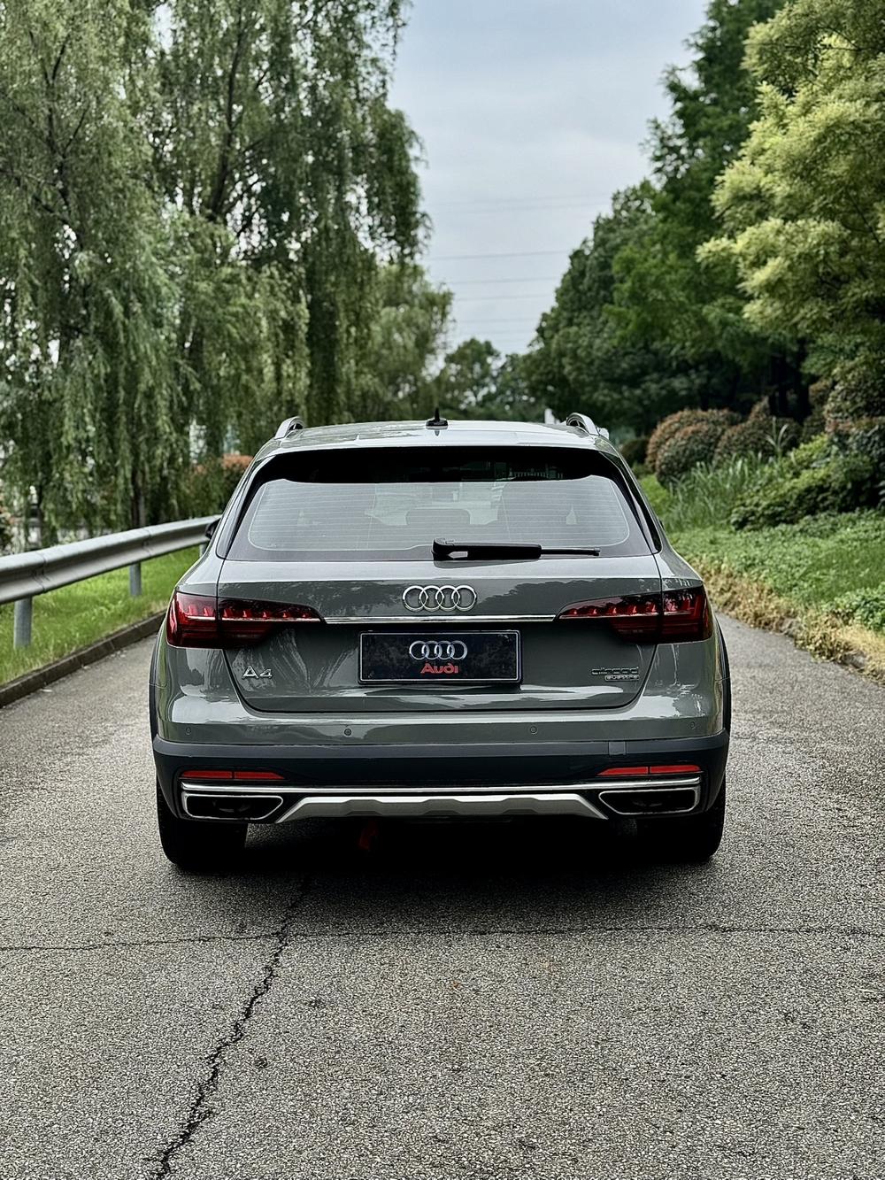 Audi Audi A4 (Import)