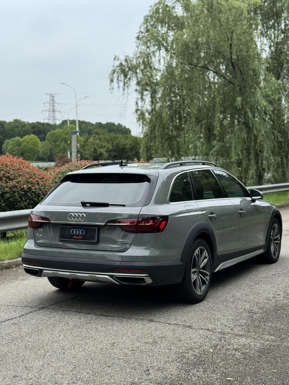 Audi Audi A4 (Import)