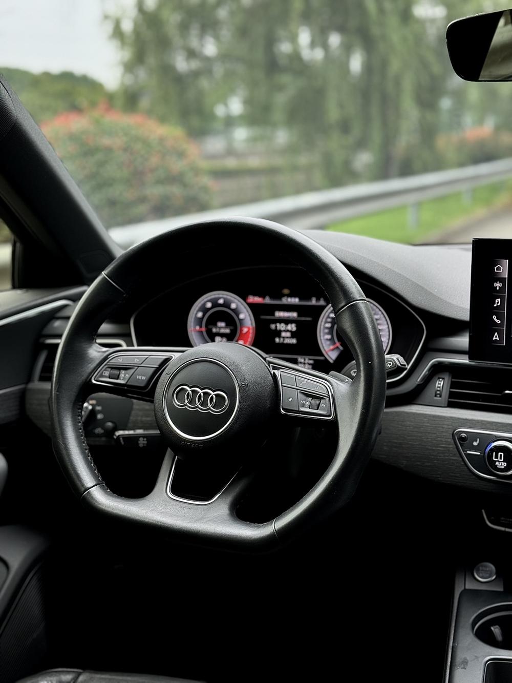 Audi Audi A4 (Import)