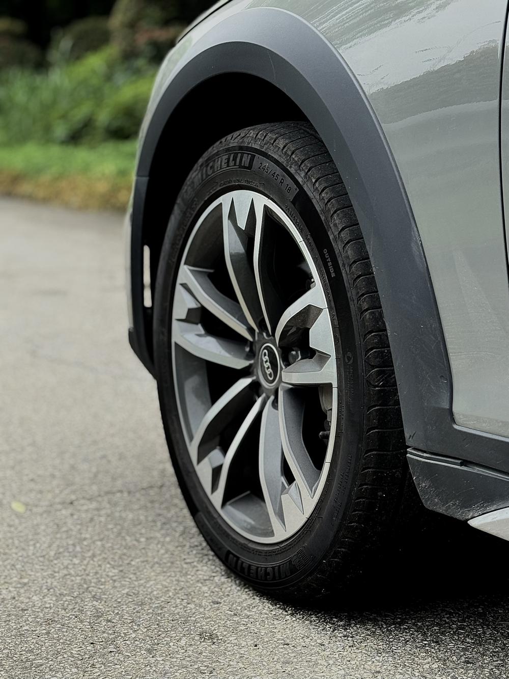 Audi Audi A4 (Import)