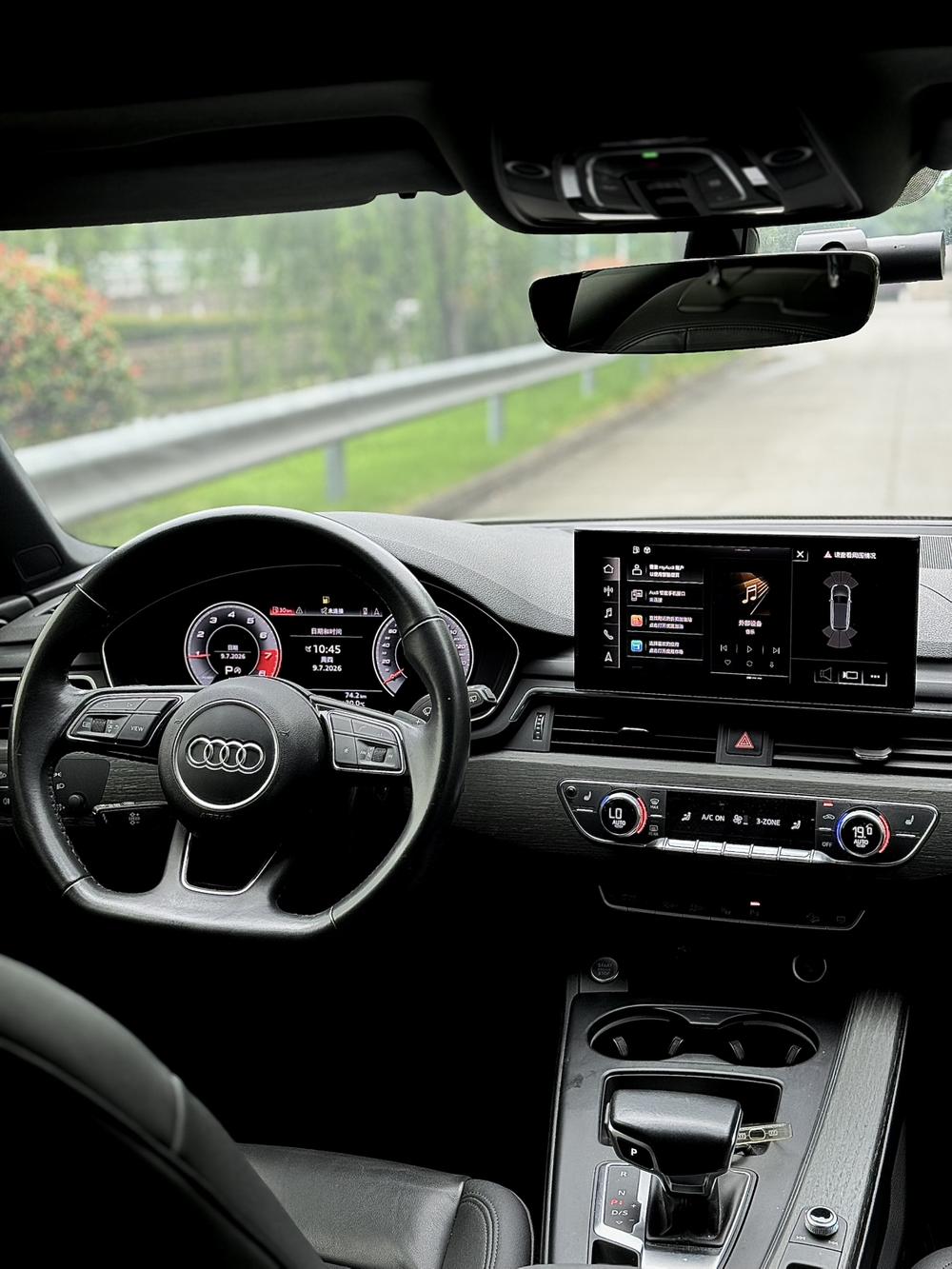 Audi Audi A4 (Import)