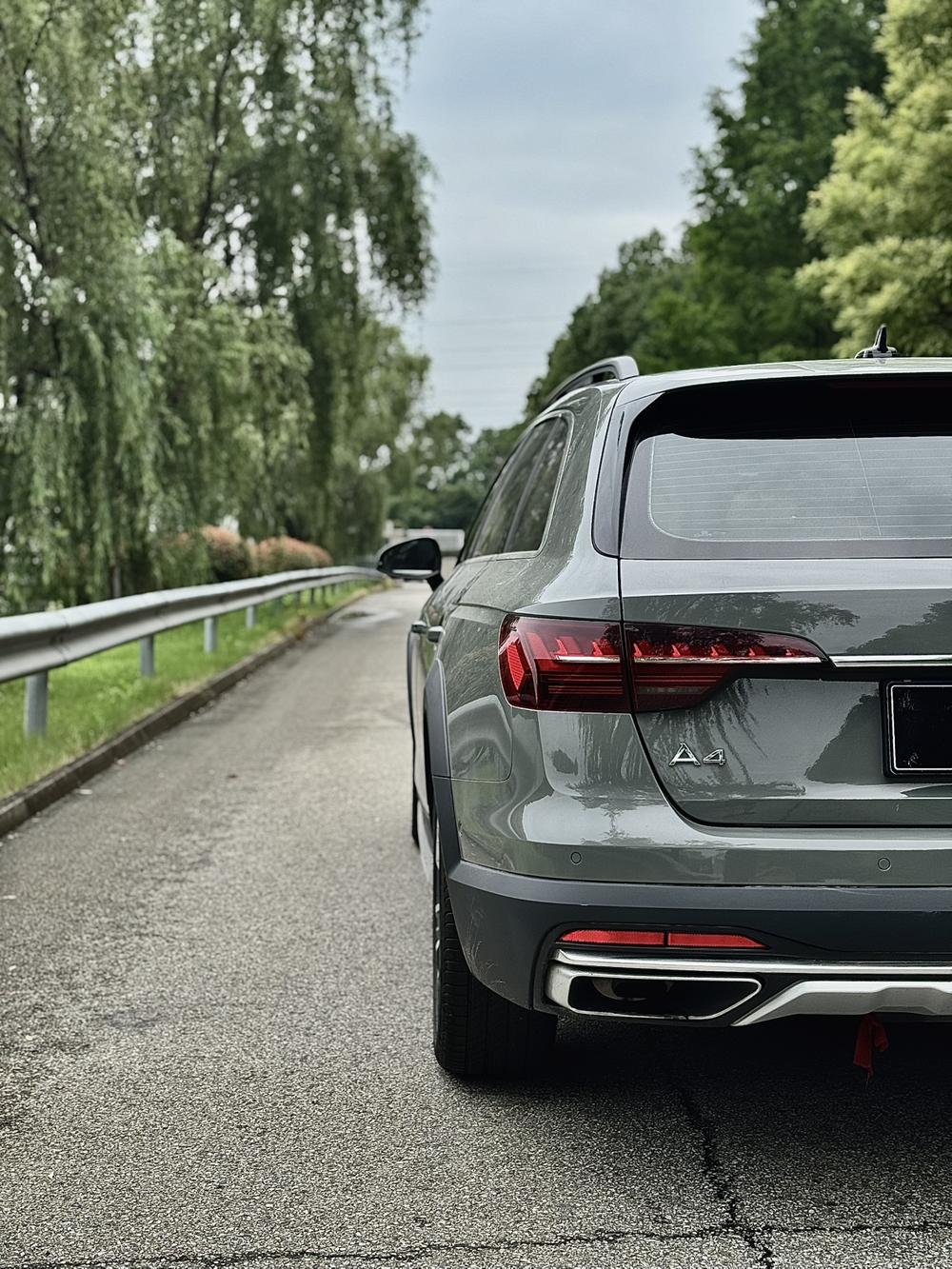 Audi Audi A4 (Import)