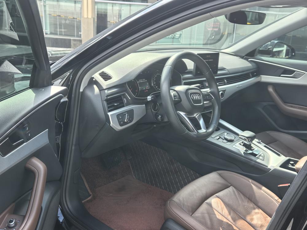 Audi Audi A4 (Import)