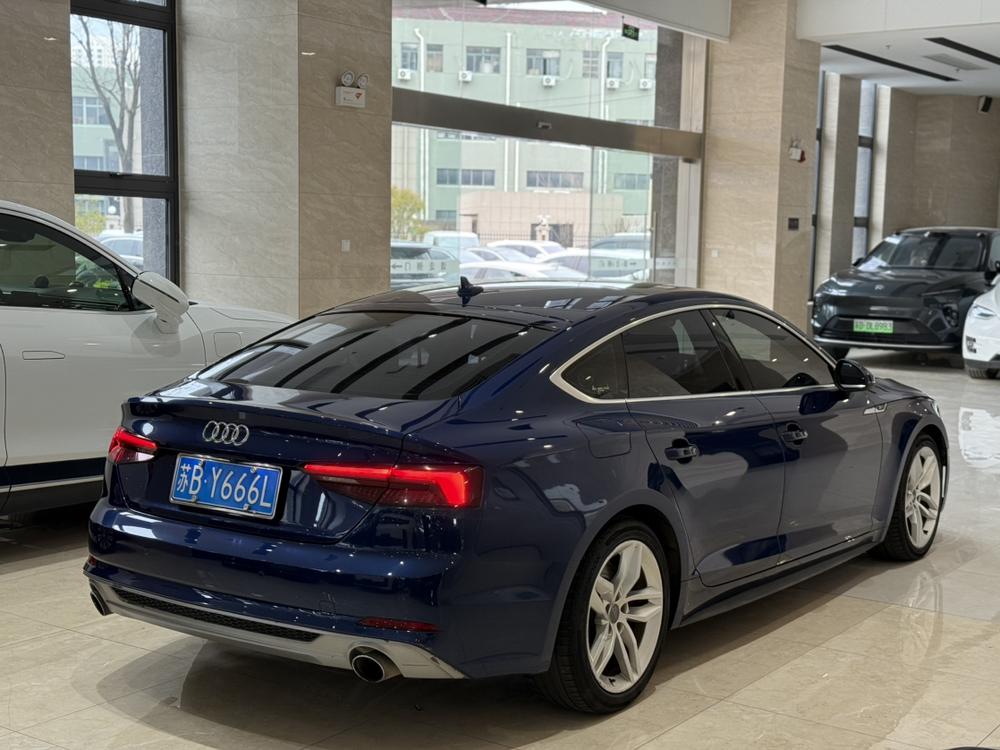 Audi Audi A5