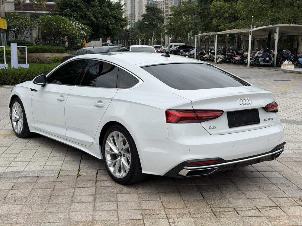 Audi Audi A5