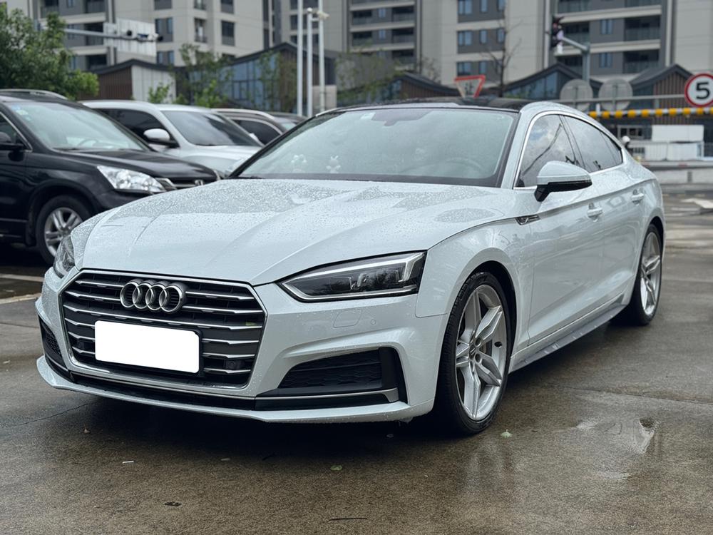 Audi Audi A5