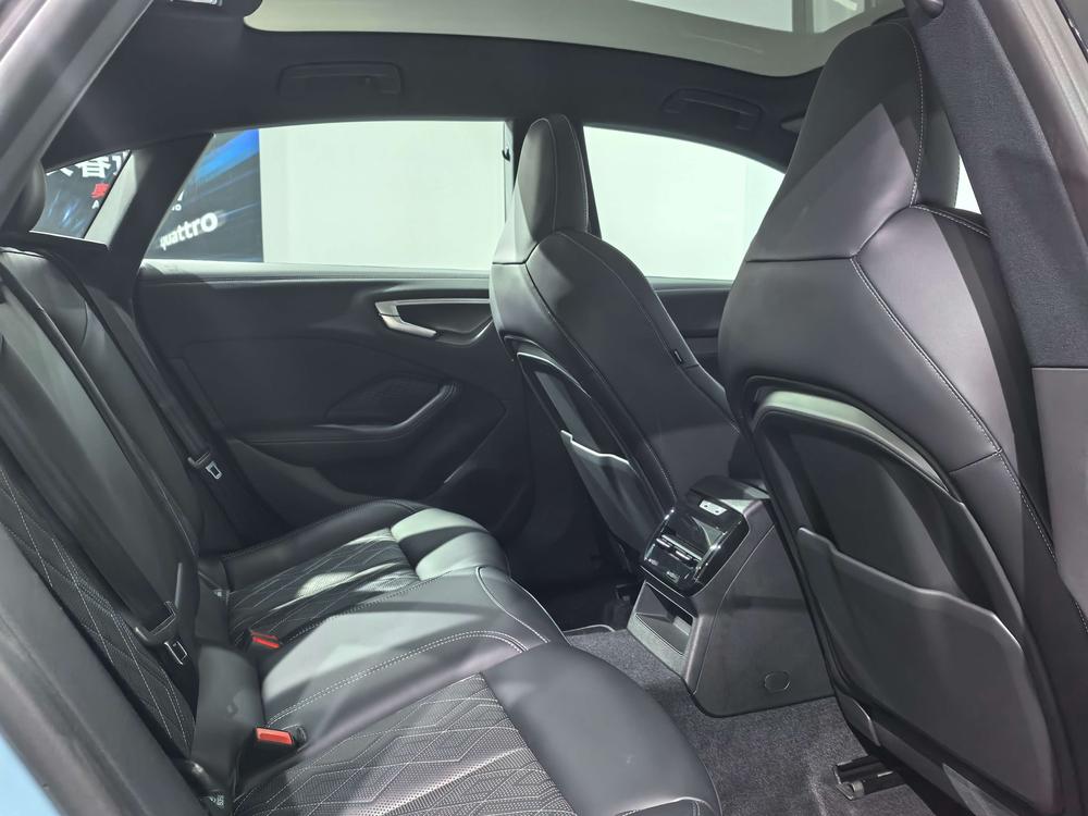 Audi Audi A5L Sportback