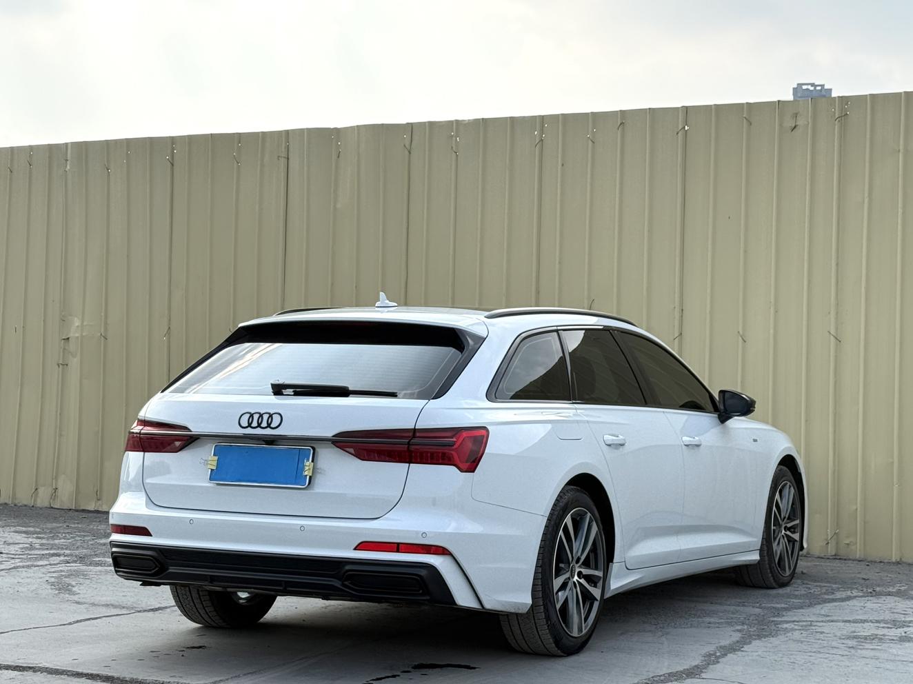 Audi Audi A6 (Import)