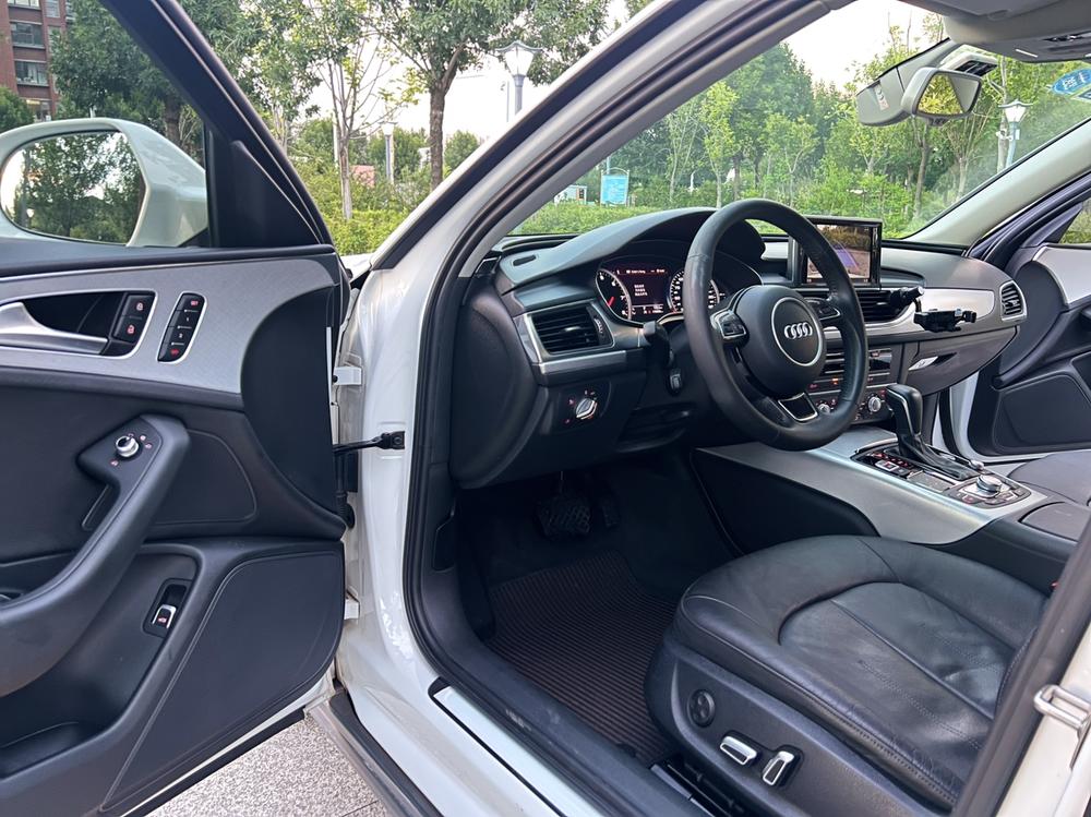 Audi Audi A6 (Import)