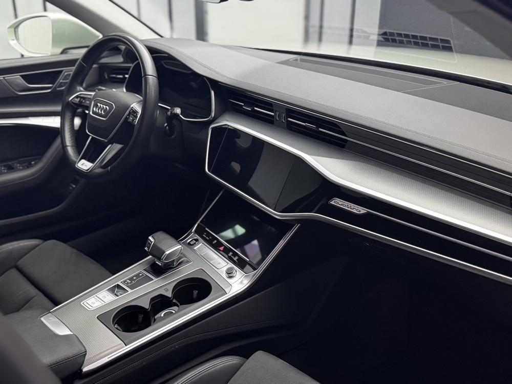 Audi Audi A6 (Import)