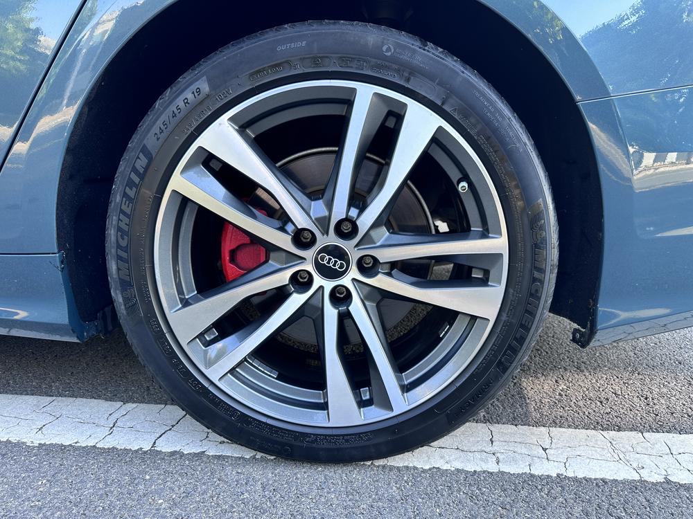 Audi Audi A6 (Import)