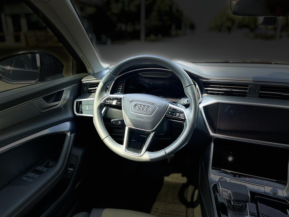 Audi Audi A6 (Import)