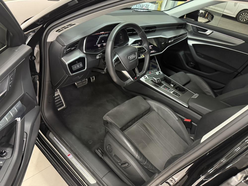 Audi Audi A6 (Import)