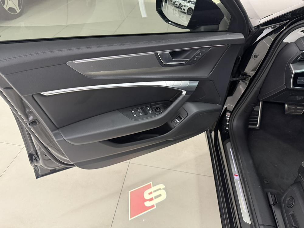 Audi Audi A6 (Import)