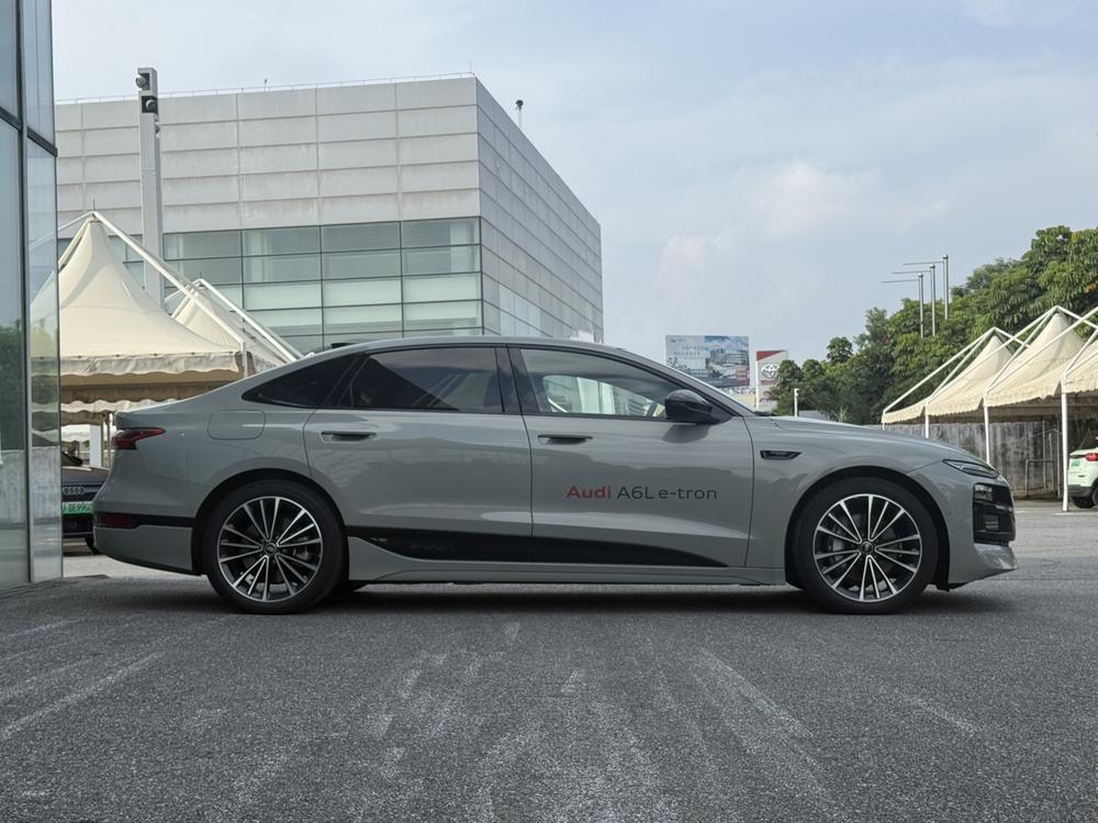 Audi Audi A6L e-tron
