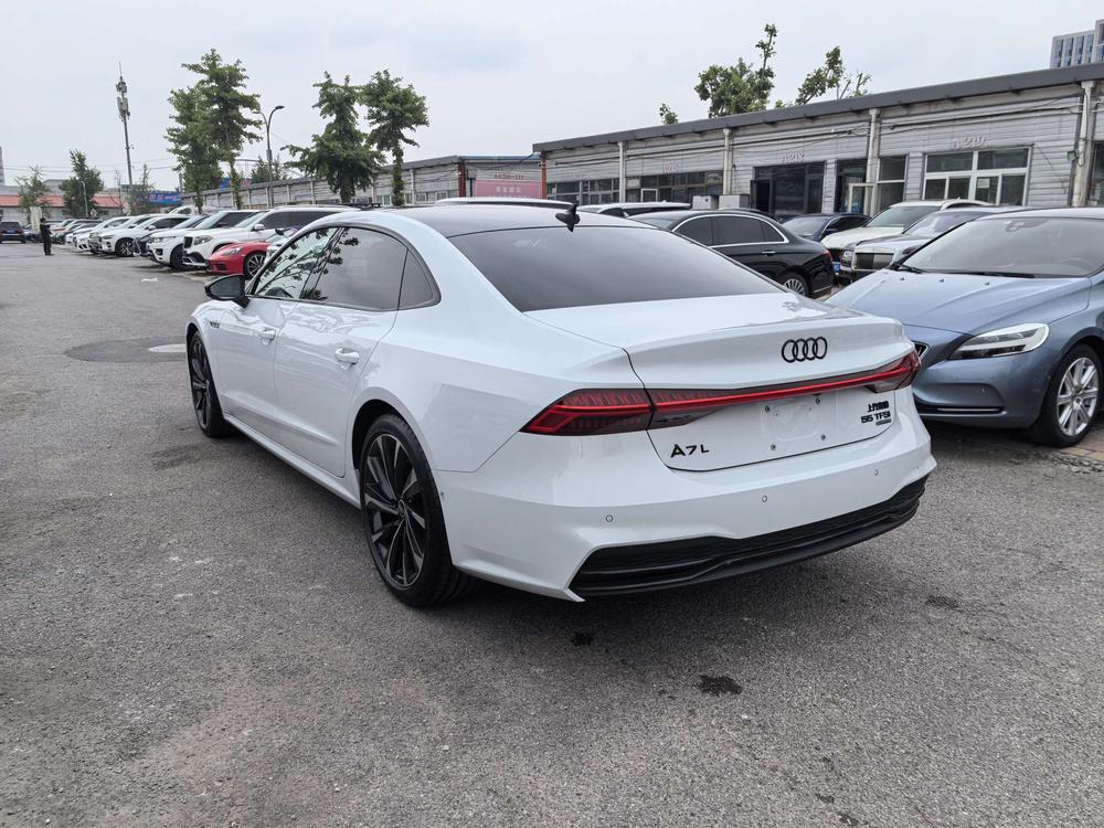 Audi Audi A7L