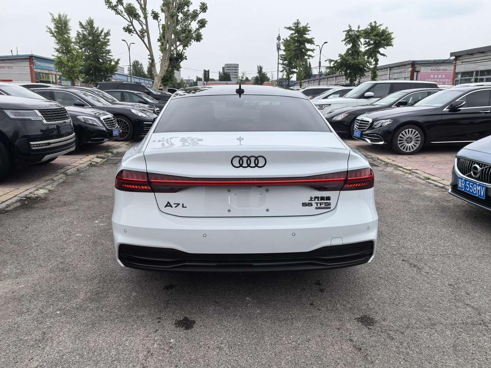 Audi Audi A7L
