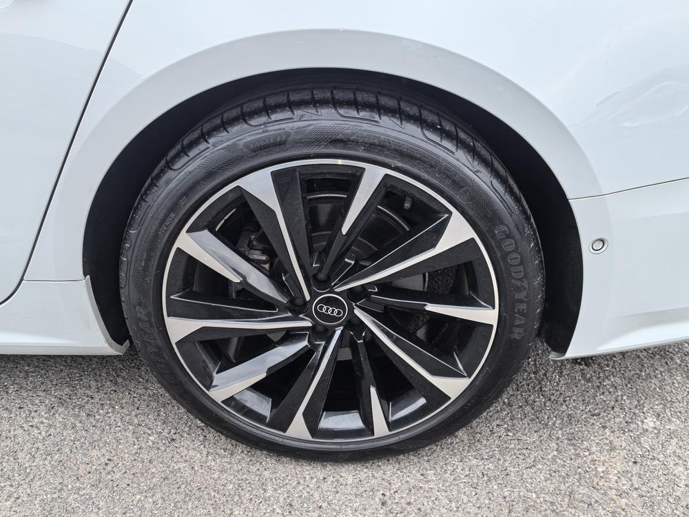 Audi Audi A7L
