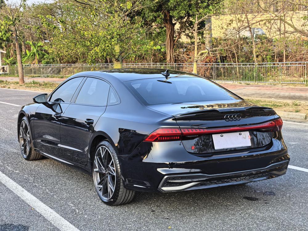 Audi Audi A7L