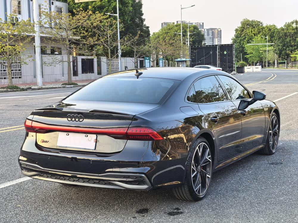 Audi Audi A7L