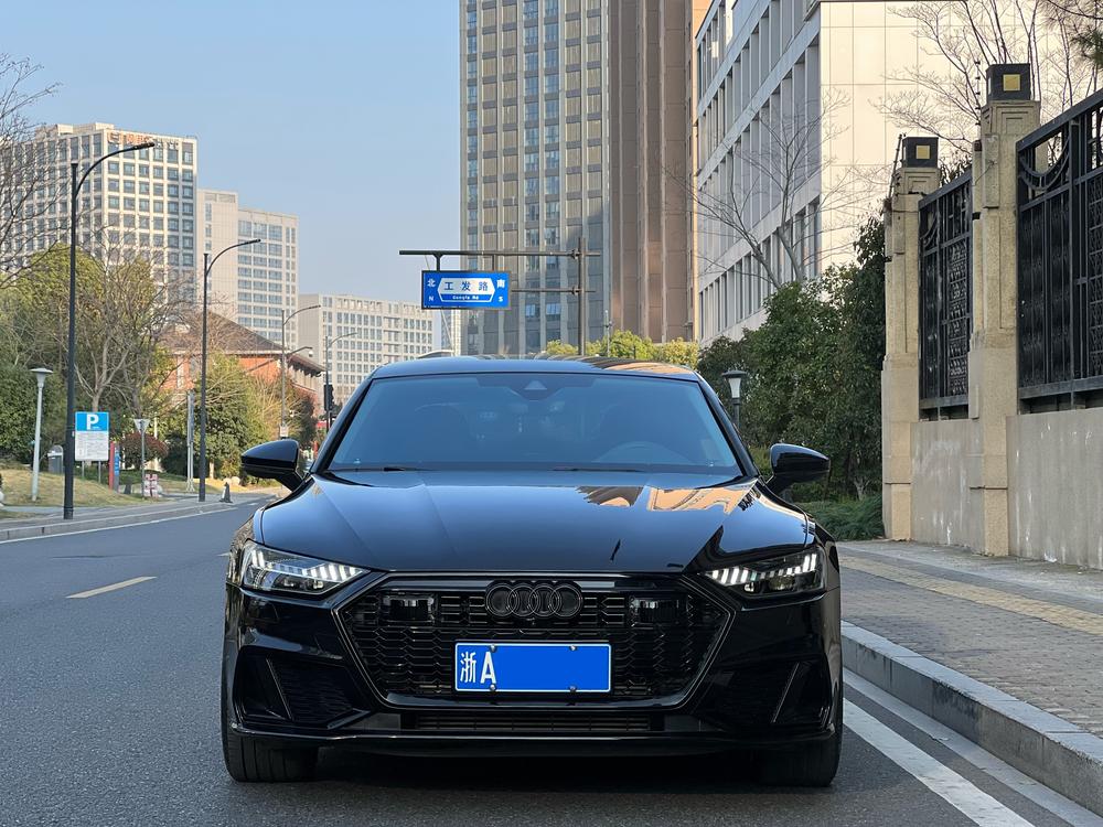 Audi Audi A7L