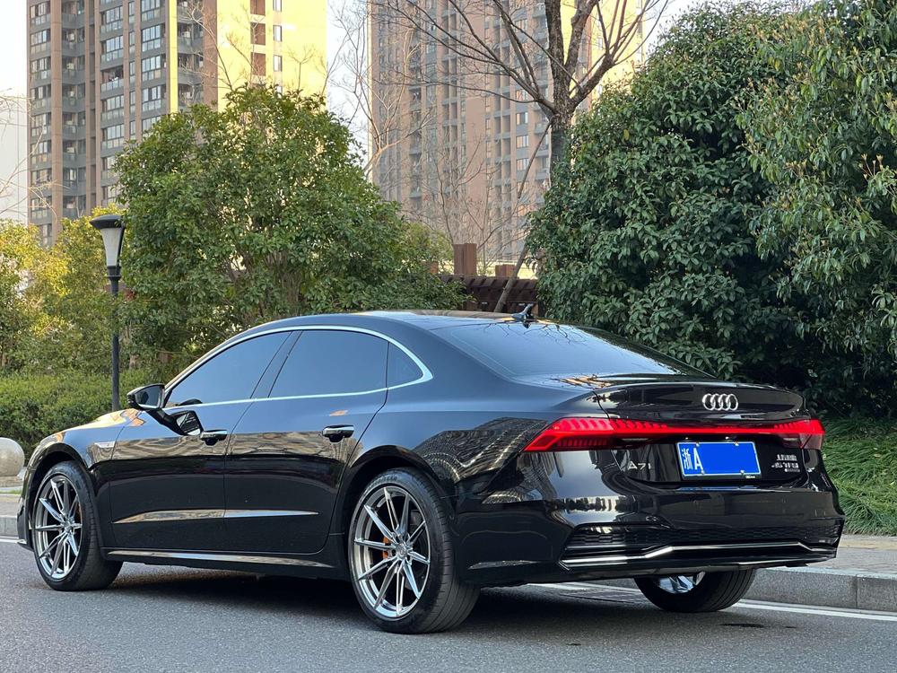 Audi Audi A7L