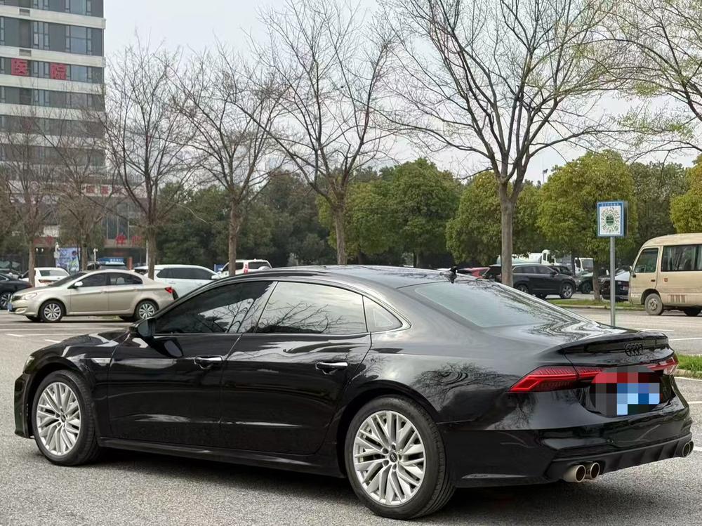 Audi Audi A7L