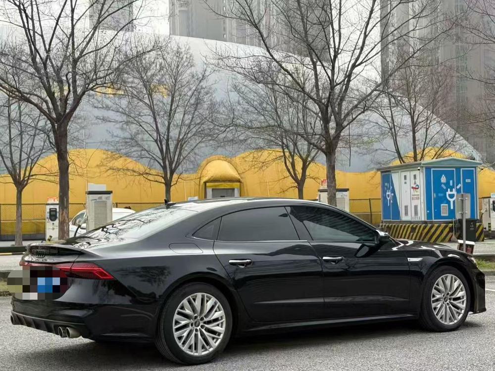 Audi Audi A7L