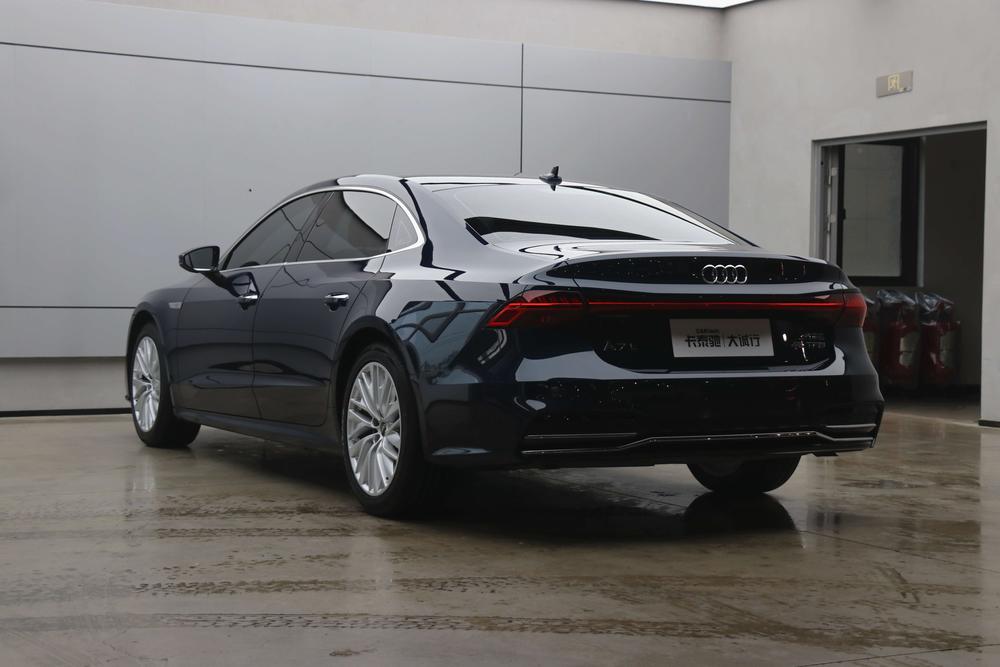 Audi Audi A7L