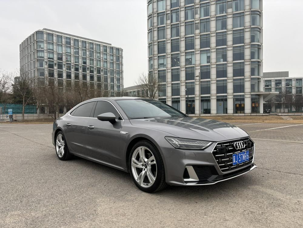 Audi Audi A7L