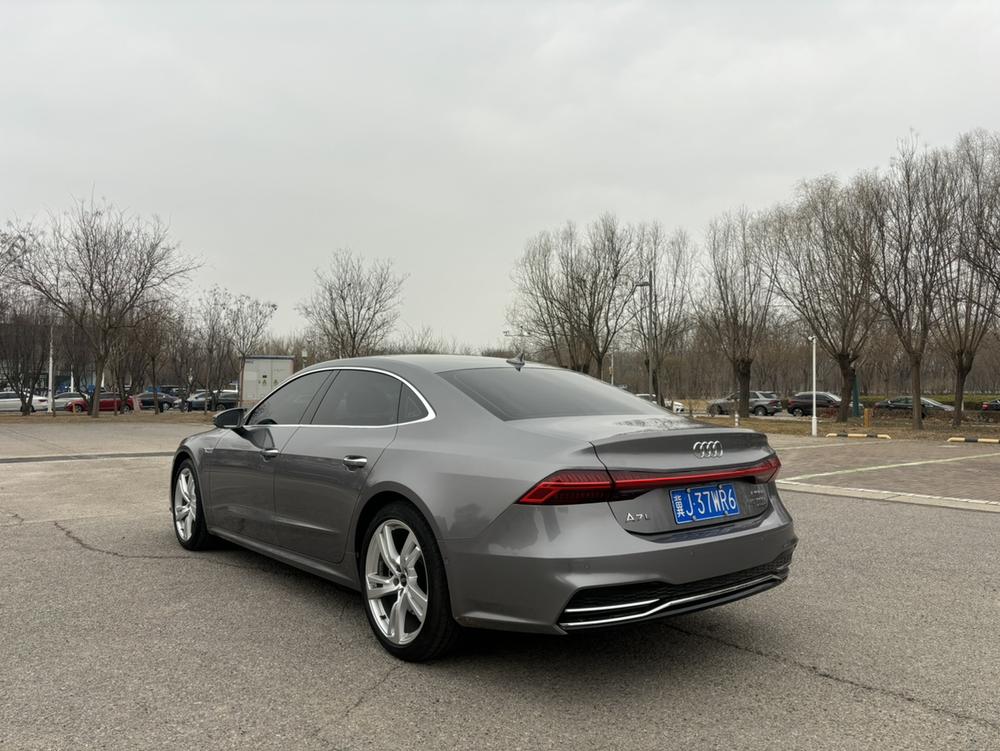 Audi Audi A7L