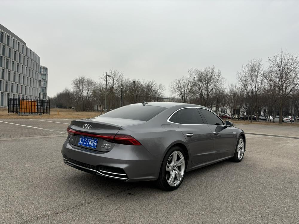Audi Audi A7L