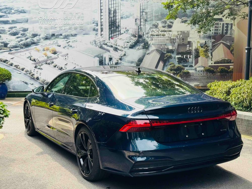 Audi Audi A7L