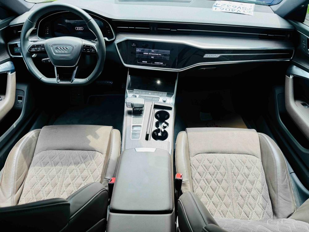 Audi Audi A7L