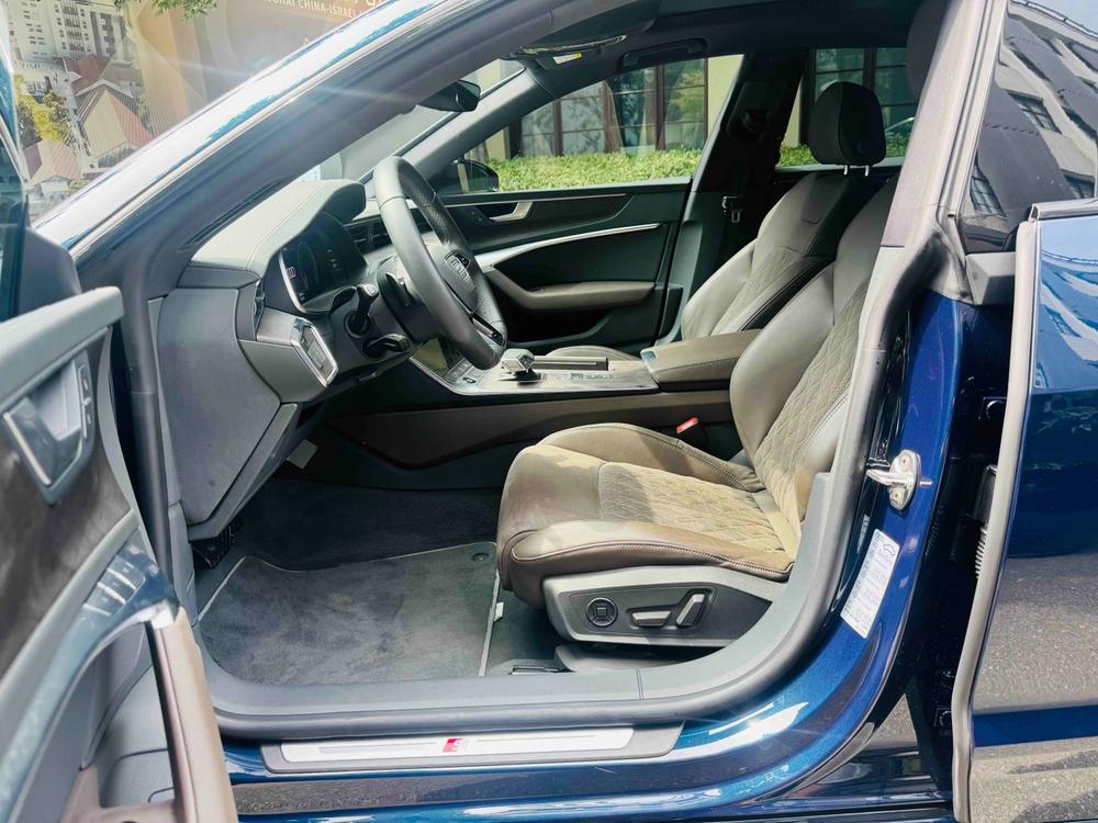 Audi Audi A7L