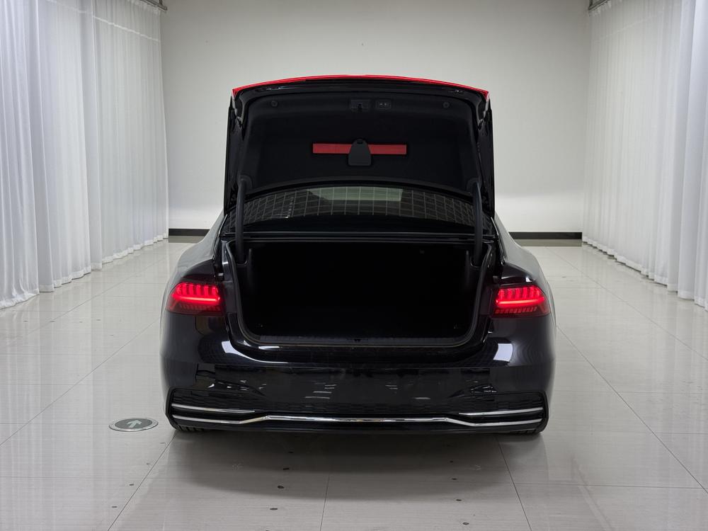 Audi Audi A7L