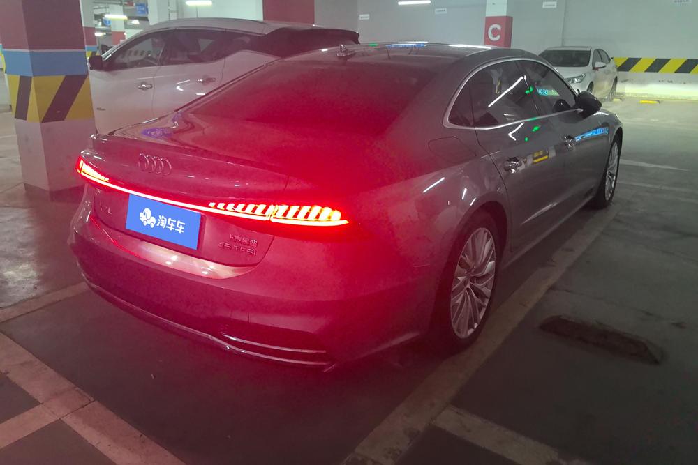 Audi Audi A7L