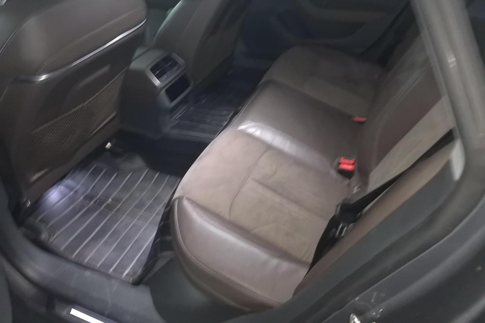 Audi Audi A7L