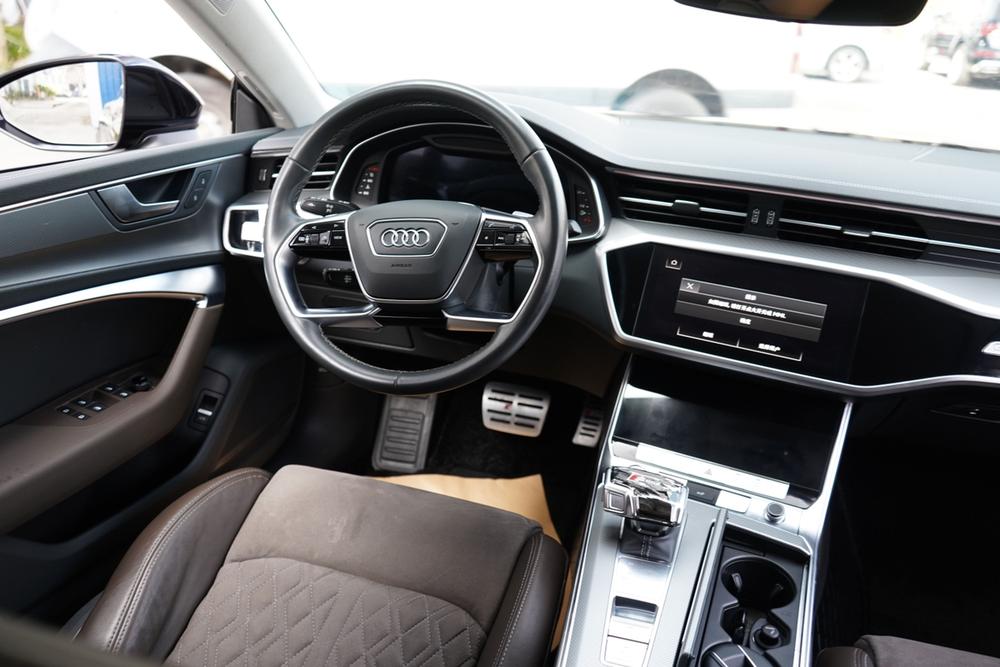 Audi Audi A7L