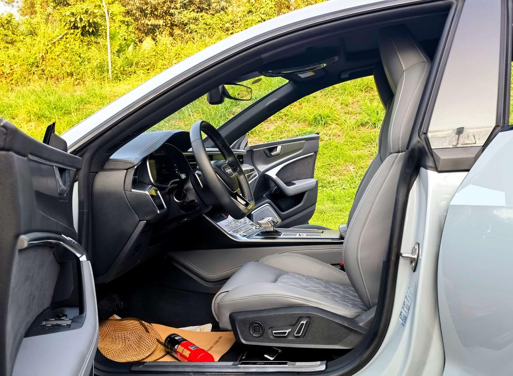 Audi Audi A7L