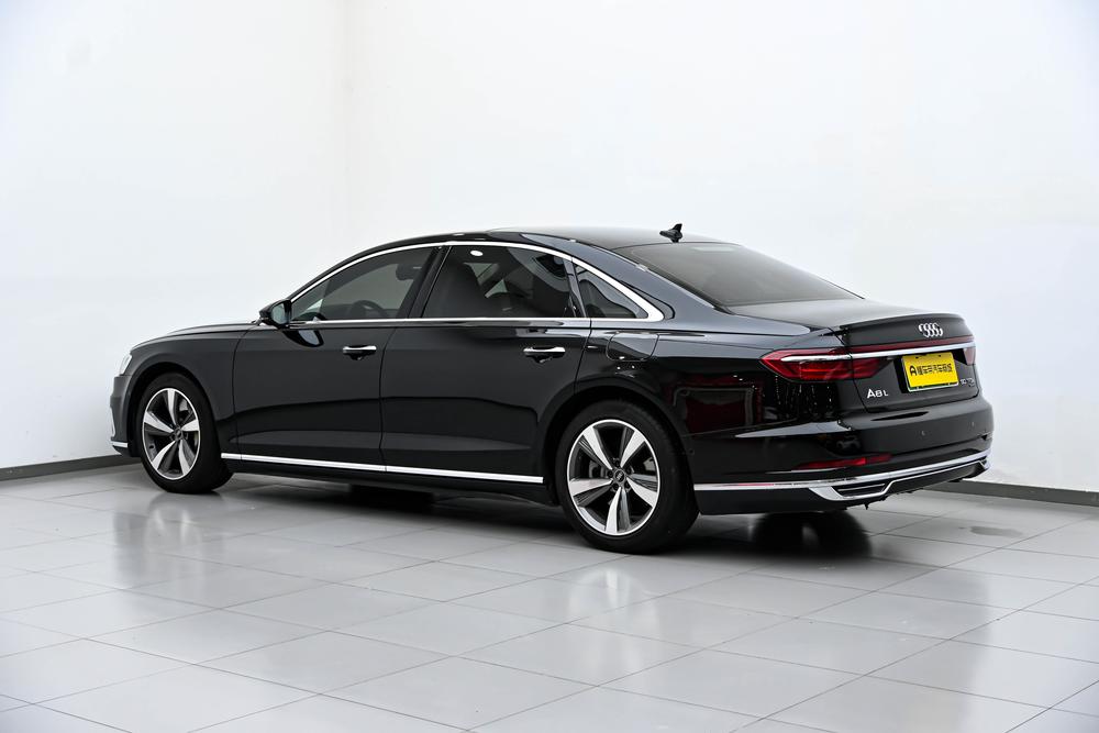 Audi Audi A8 PHEV