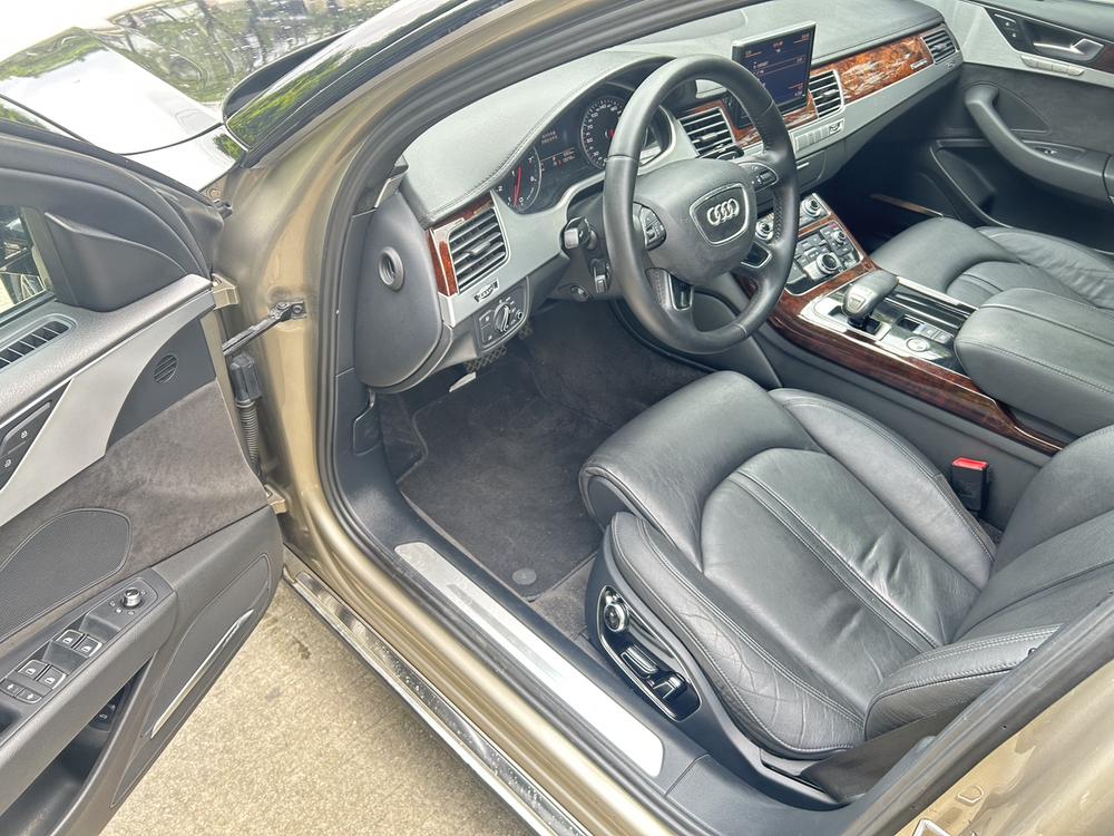 Audi Audi A8