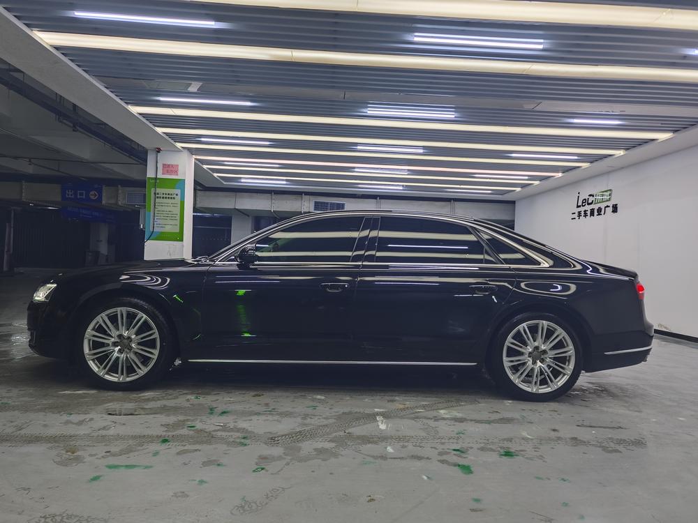 Audi Audi A8